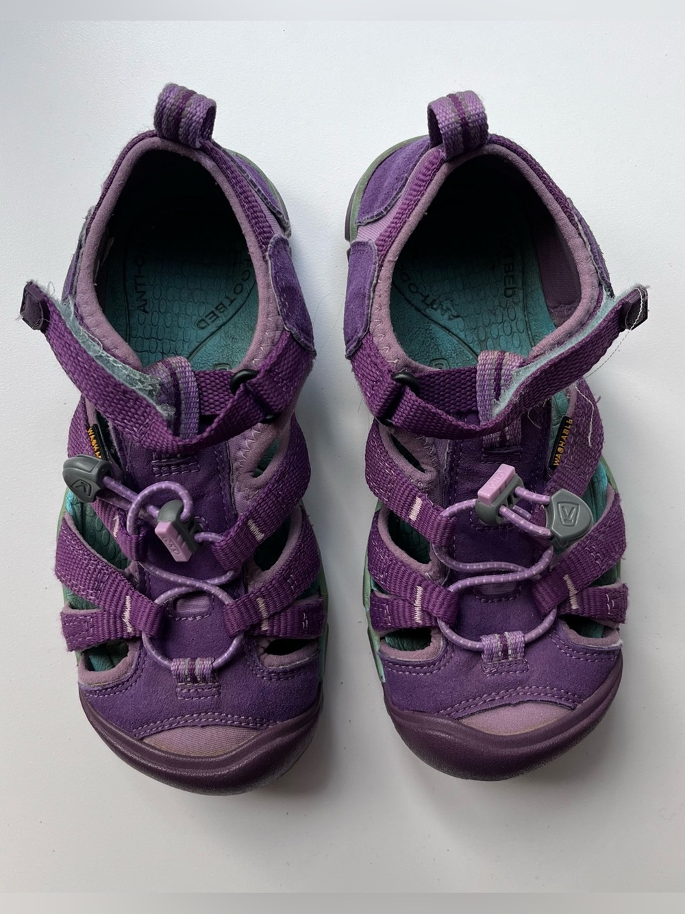 KEEN Girls sandals sz 13